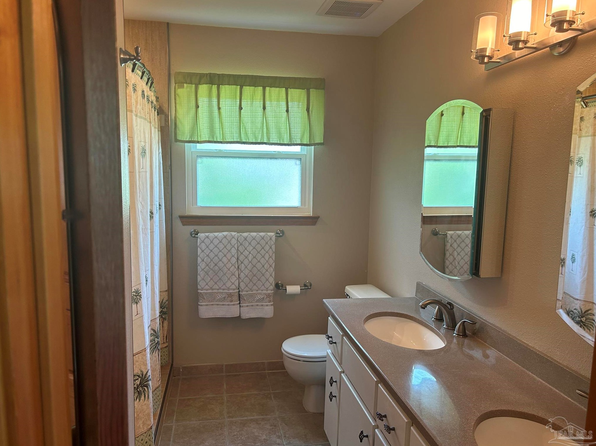 5709 Bentley Cir, Milton FL  32570-8726 exterior