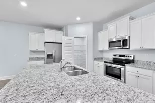 3846 Hawks Landing Cir, Pace, FL 32571 - Photo 11