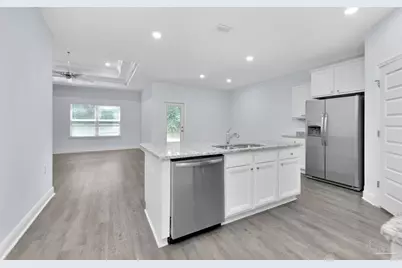 3846 Hawks Landing Cir, Pace, FL 32571 - Photo 7