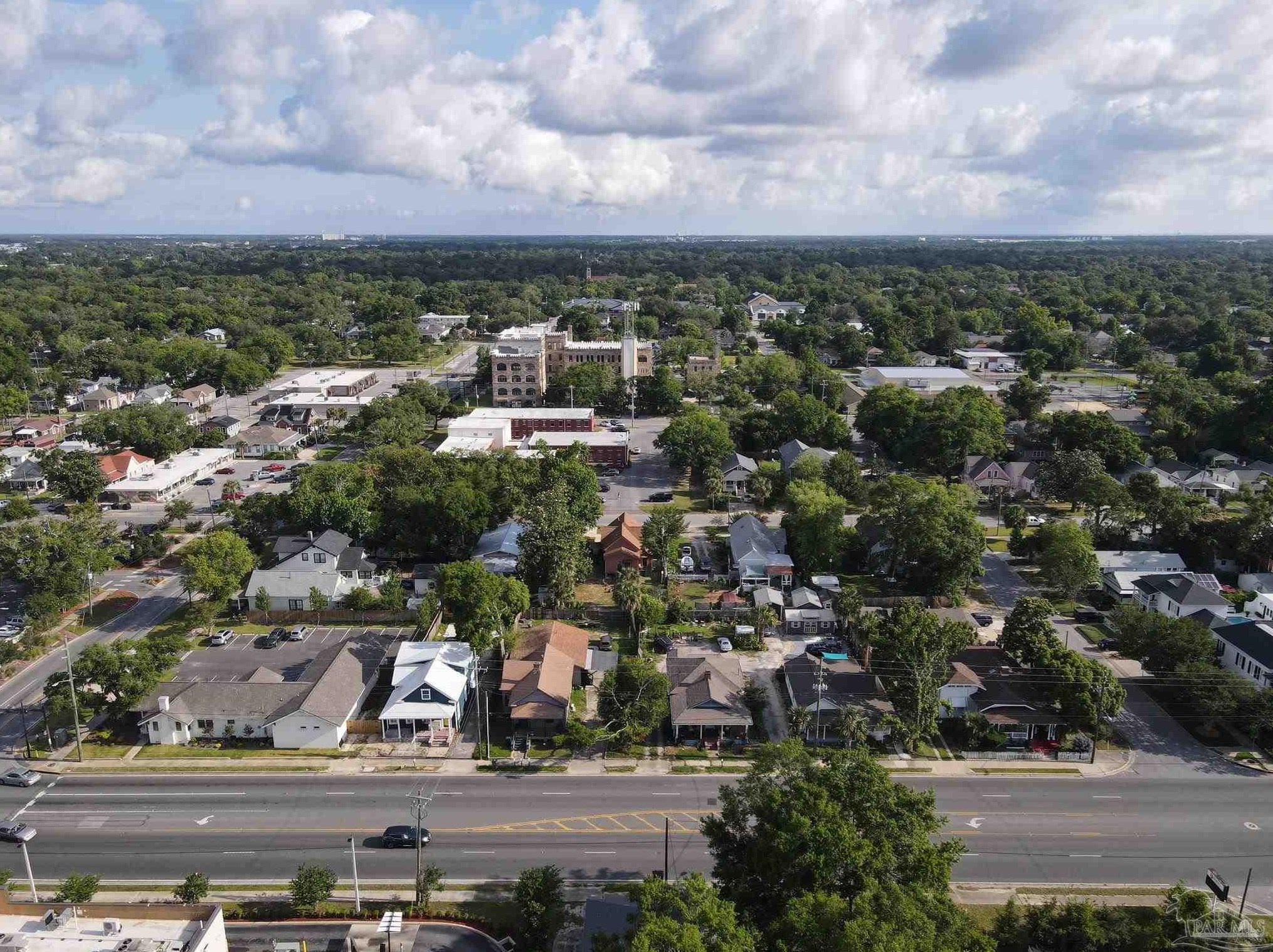 1206 Cervantes St, Pensacola FL 32505-7150 exterior