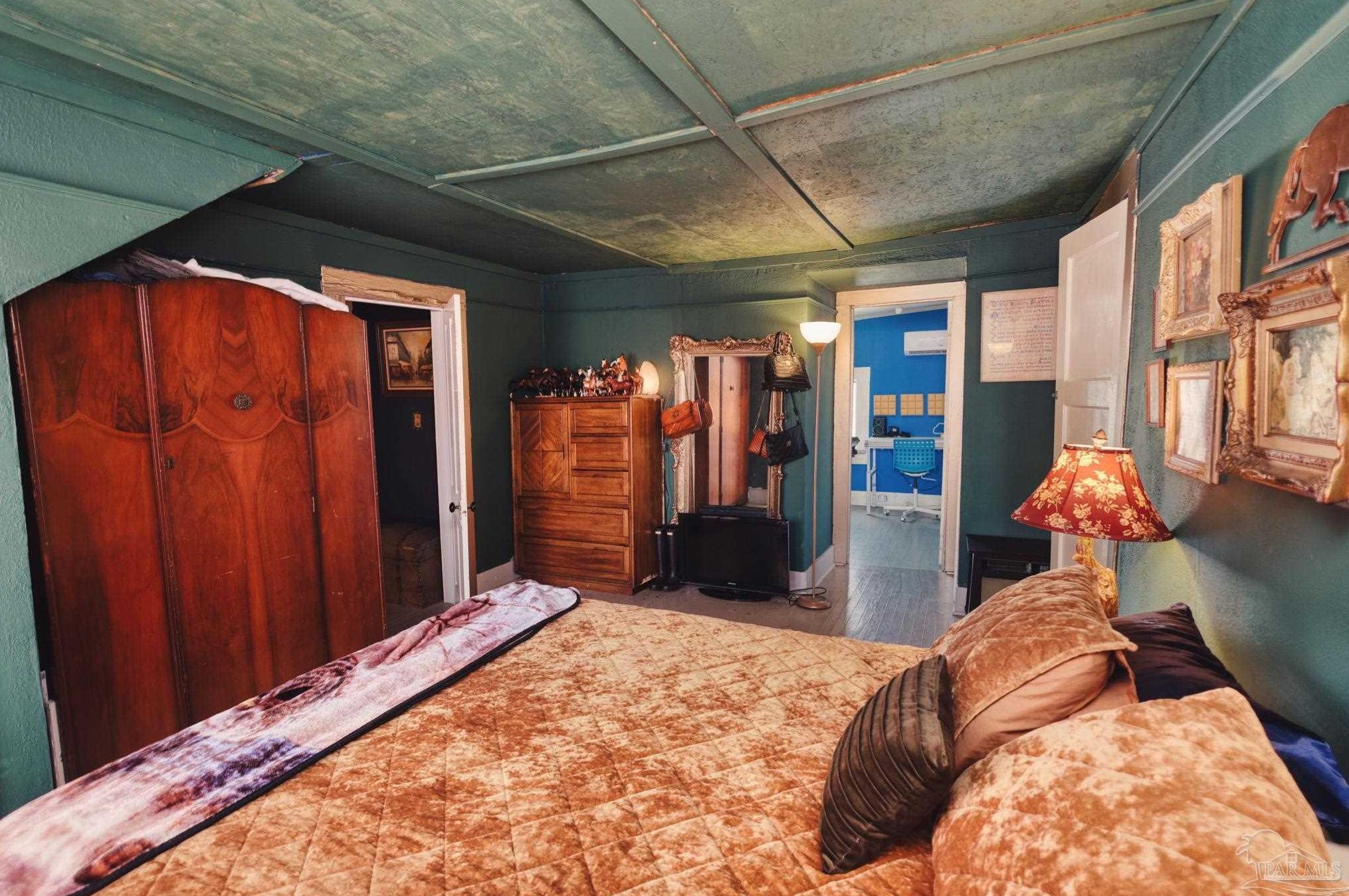 1206 Cervantes St, Pensacola FL 32505-7150 exterior