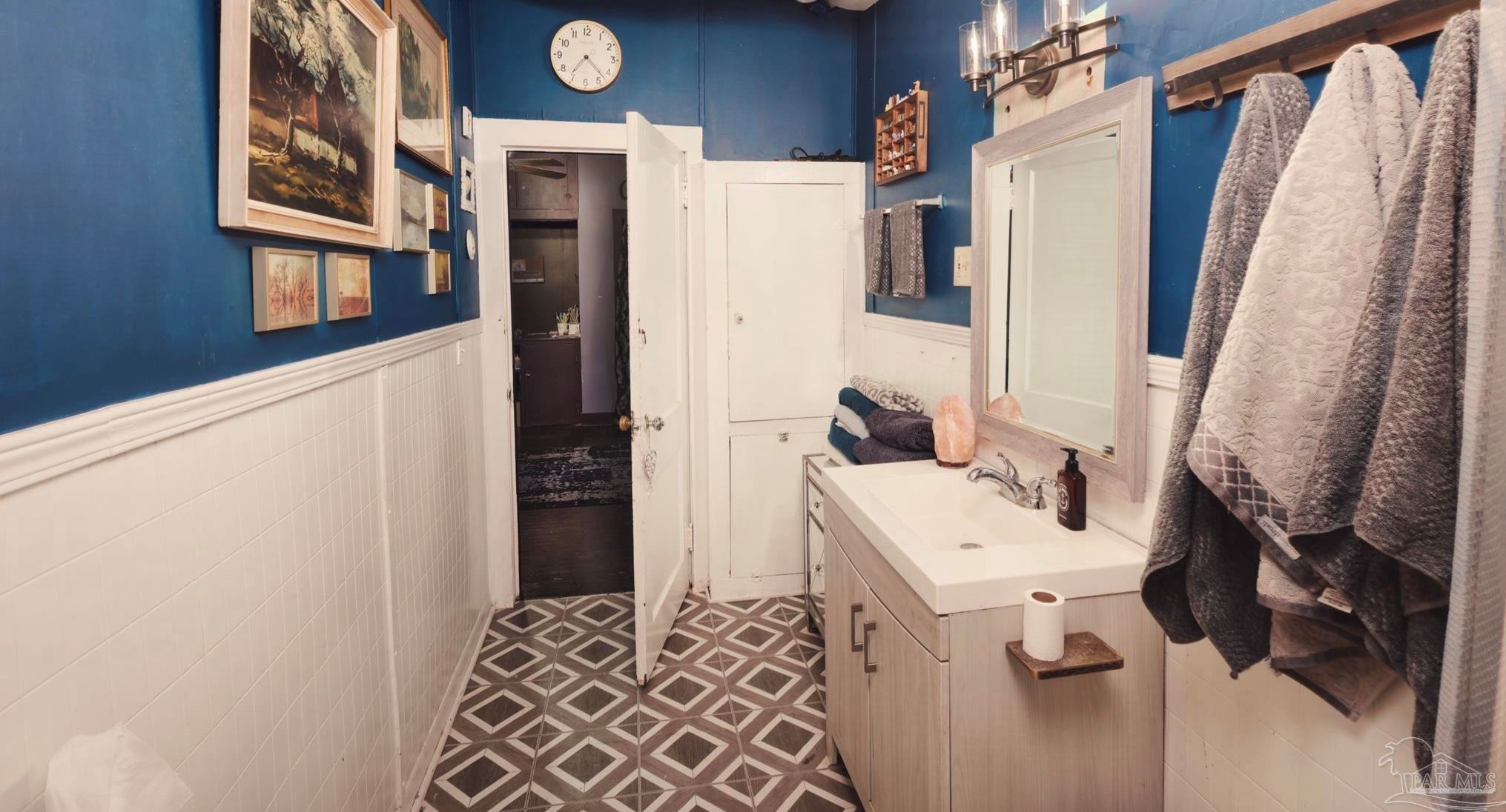 1206 Cervantes St, Pensacola FL 32505-7150 exterior