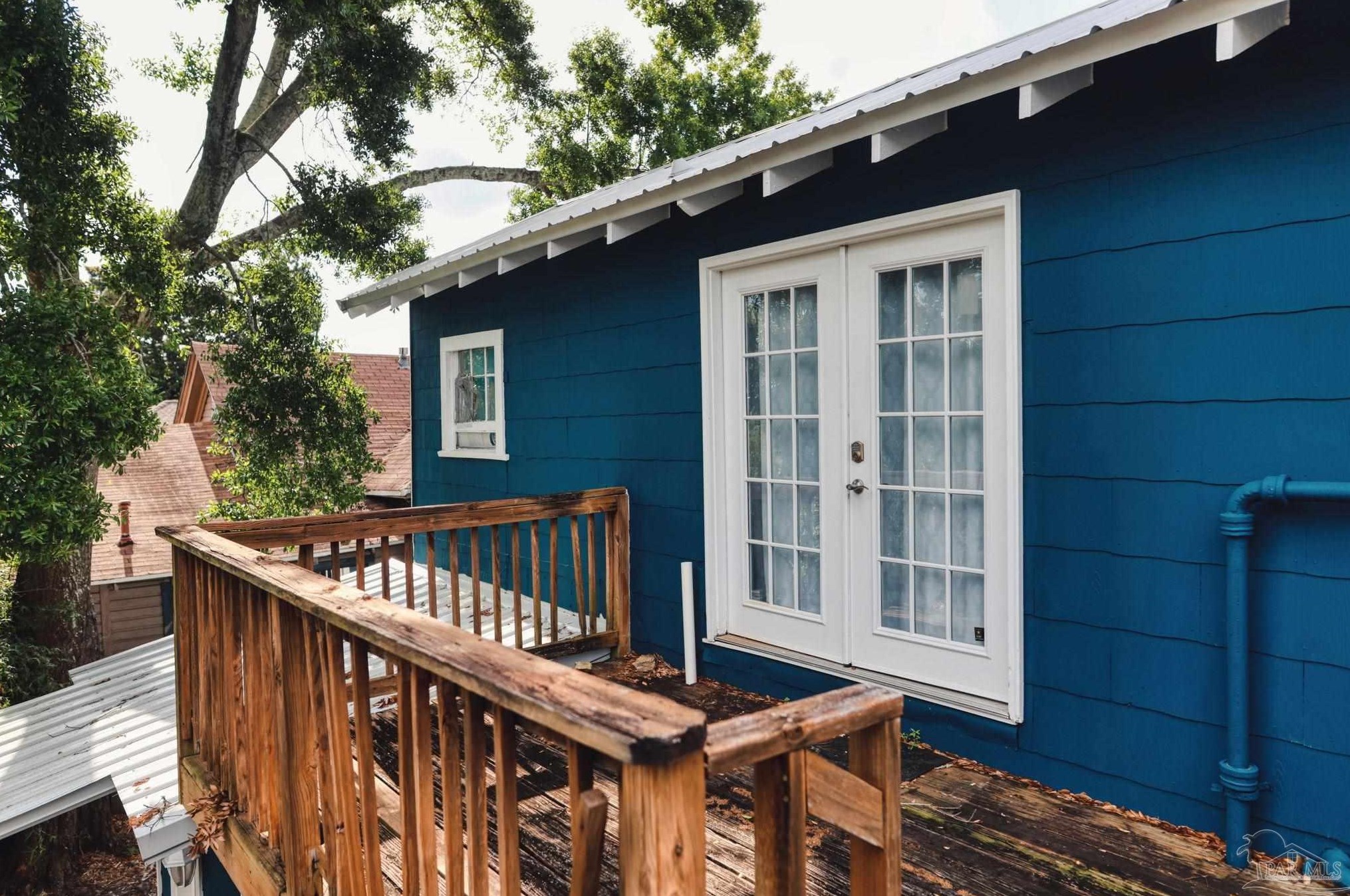 1206 Cervantes St, Pensacola FL 32505-7150 exterior