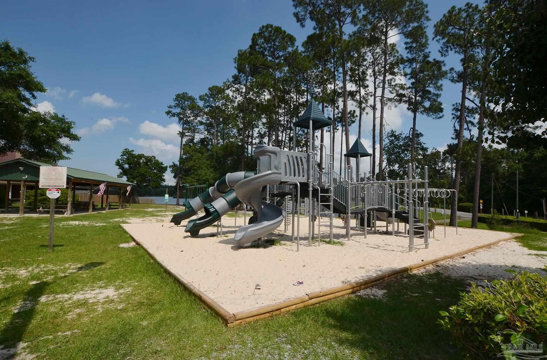 5216 Rowe Trl, Milton FL  32571-9542 exterior