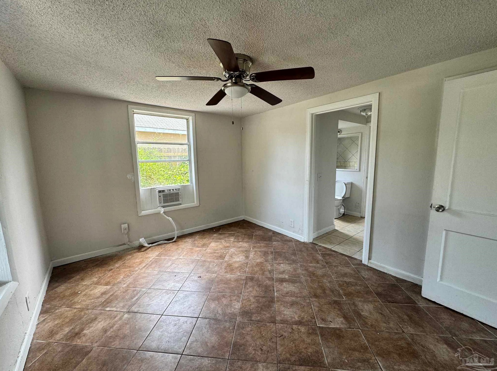 1303 North, Pensacola FL 32505-1776 exterior