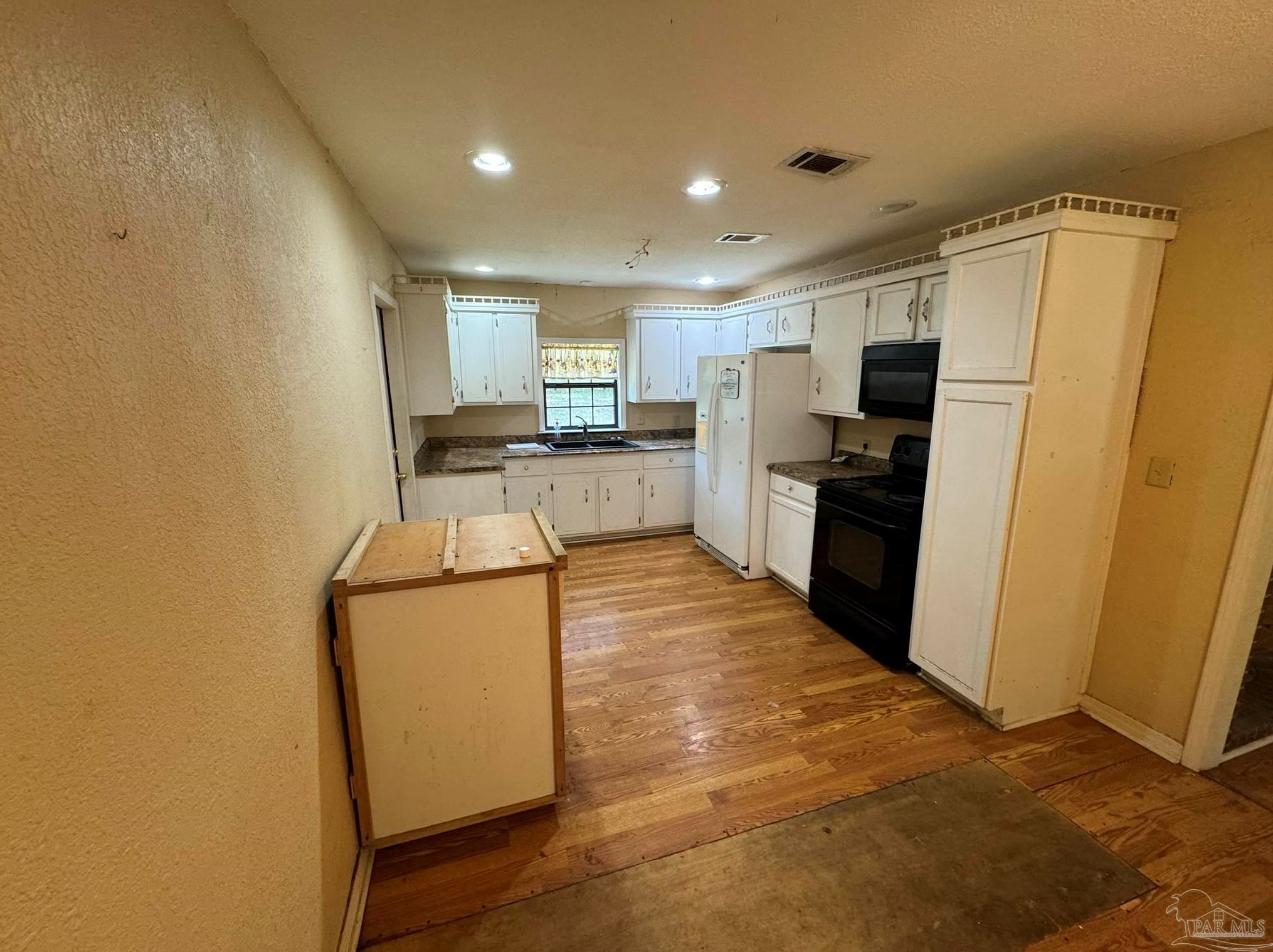 5364 Cathy St, Milton FL  32583-5393 exterior