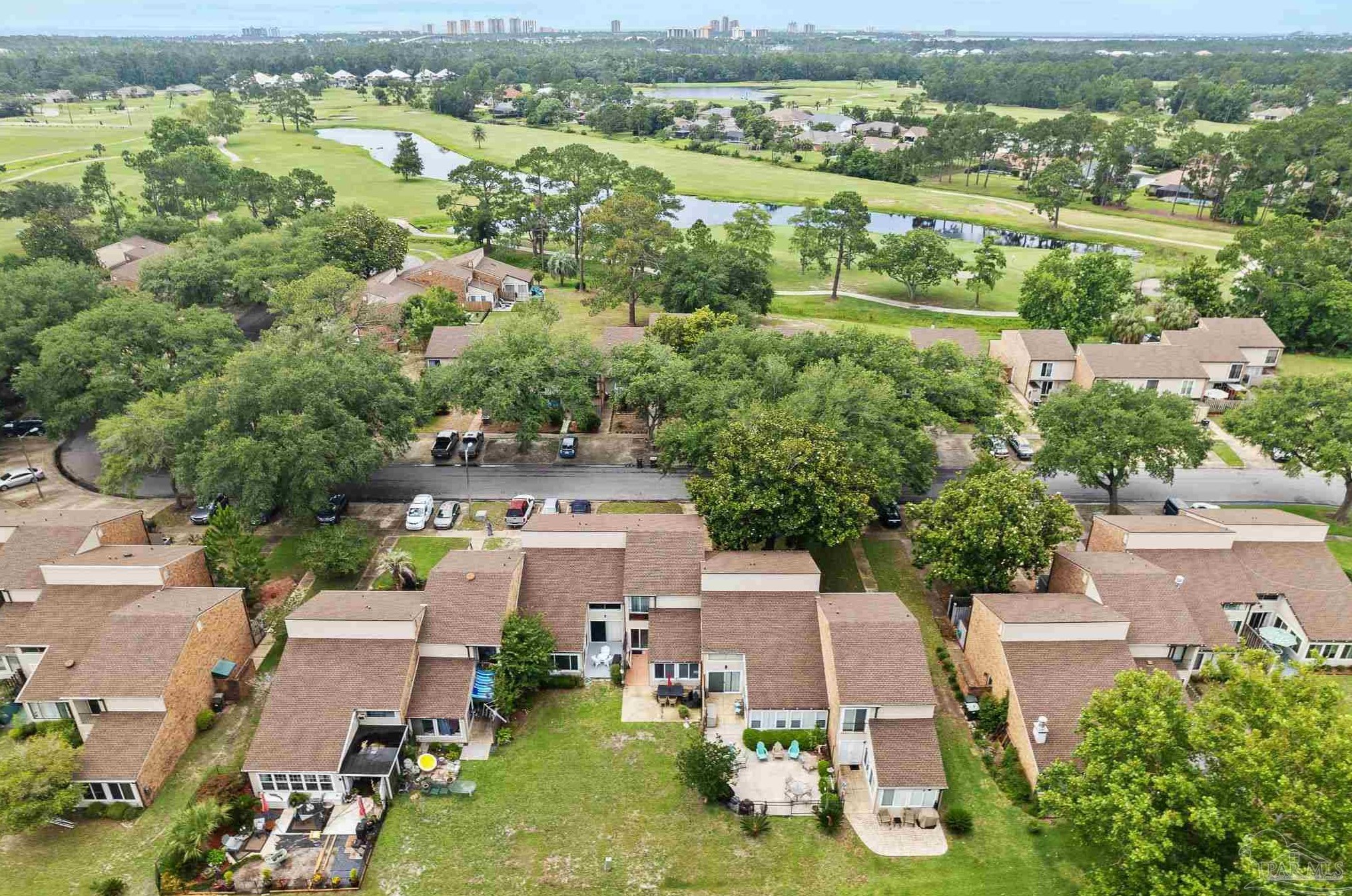 4810 Huron Dr, Pensacola FL  32507-8739 exterior