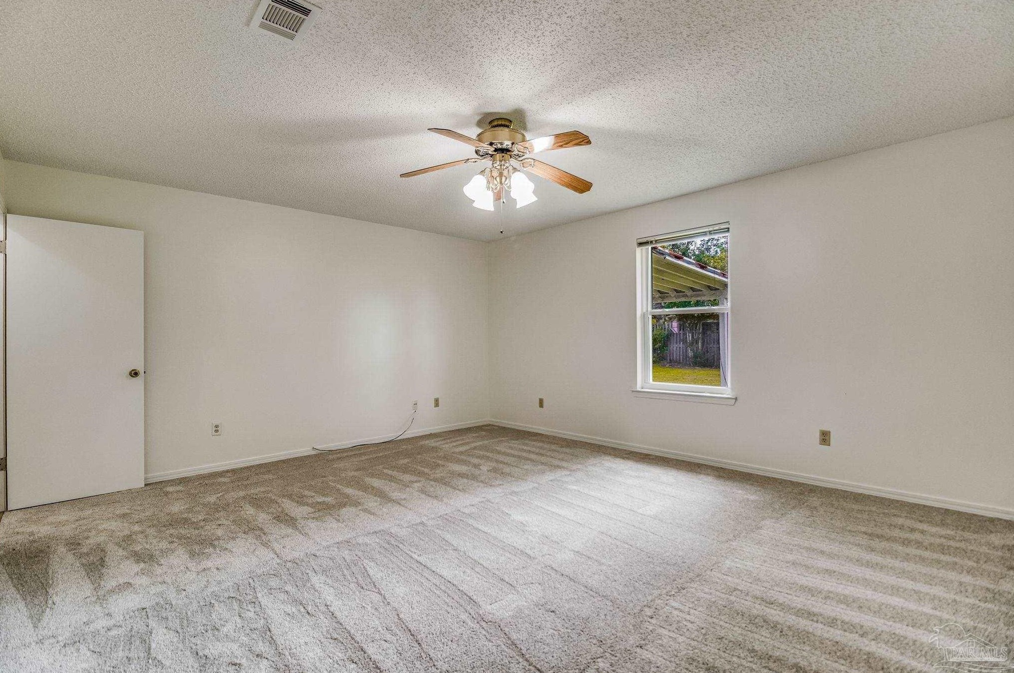 658 Cedar Blf Dr, Pensacola FL 32506-6229 exterior