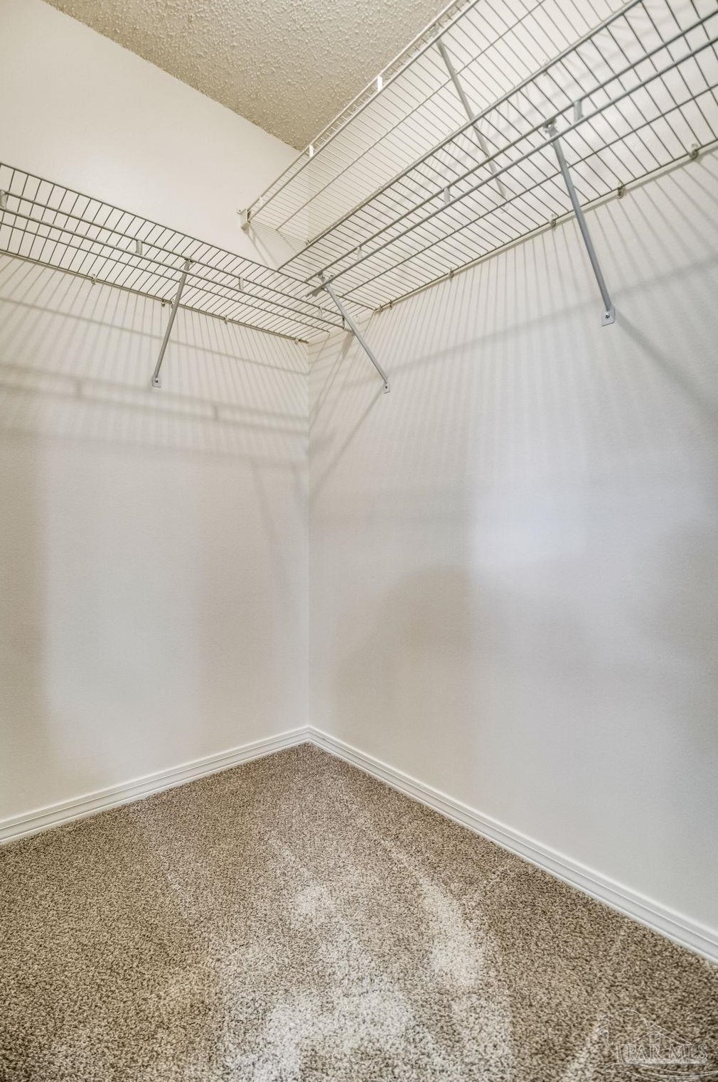 658 Cedar Blf Dr, Pensacola FL 32506-6229 exterior