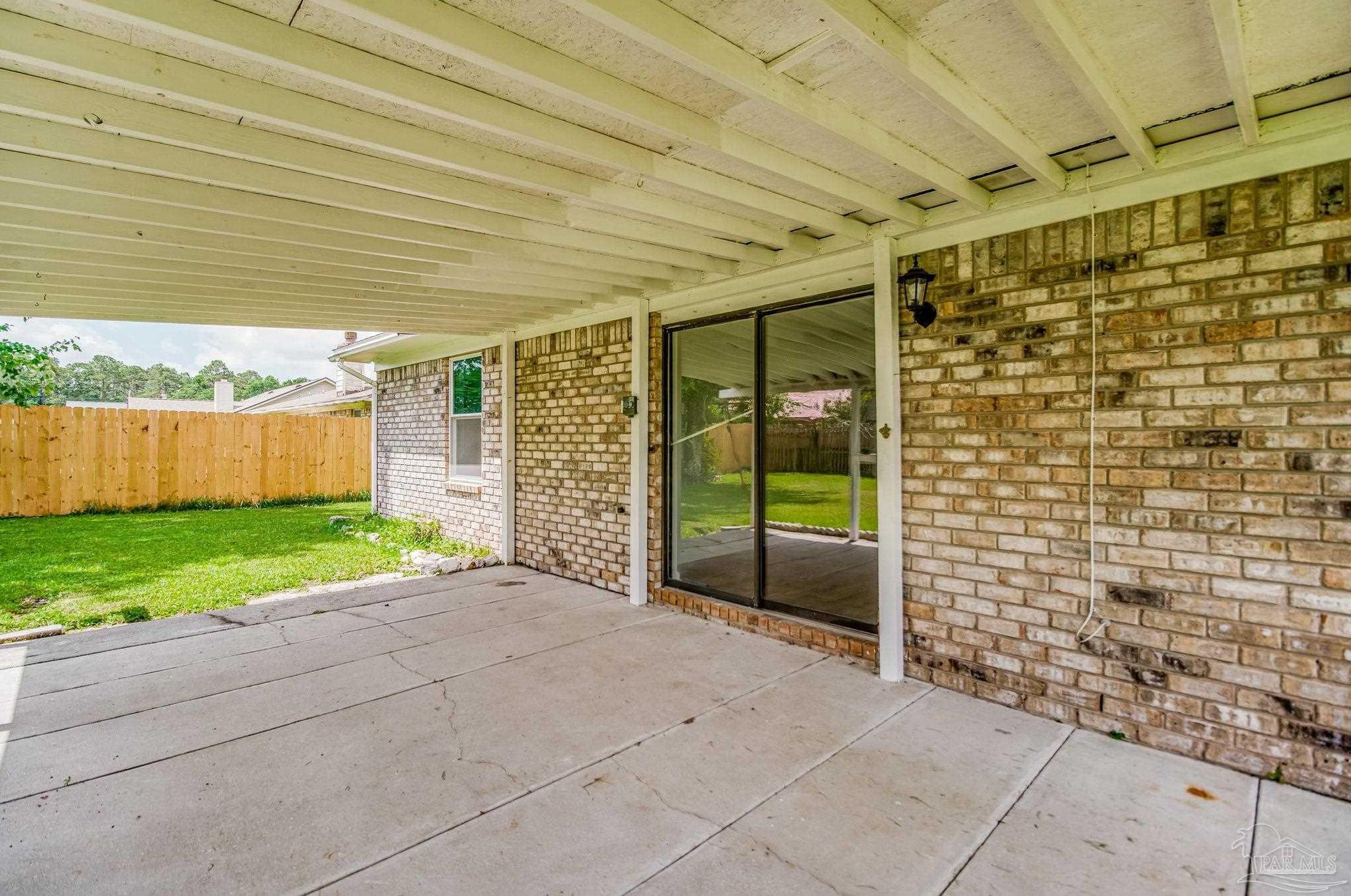 658 Cedar Blf Dr, Pensacola FL 32506-6229 exterior