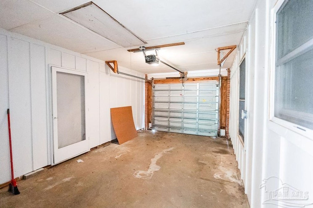 3051 Logan Dr, Pensacola FL 32503-6930 exterior