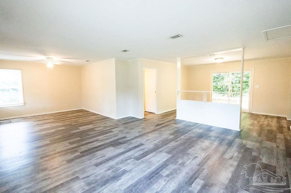 3051 Logan Dr, Pensacola FL 32503-6930 exterior