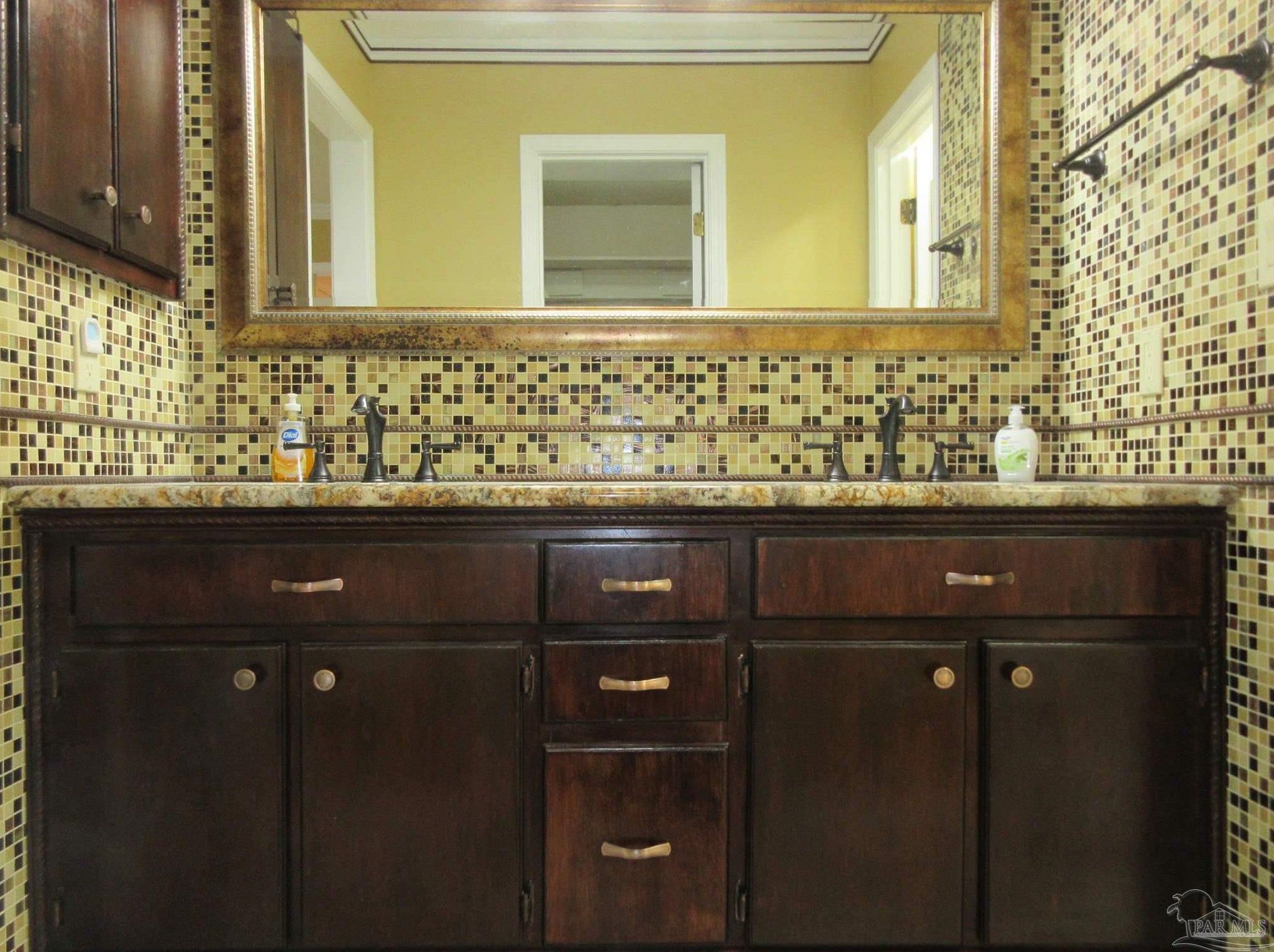 4653 Briaroak Dr, Milton FL 32571-1302 exterior