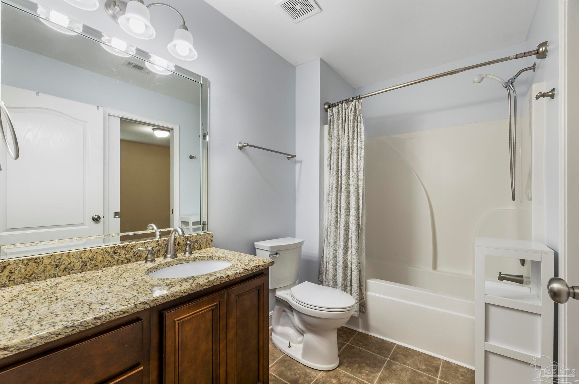 5159 Teresa Dr, Milton FL  32583-6552 exterior