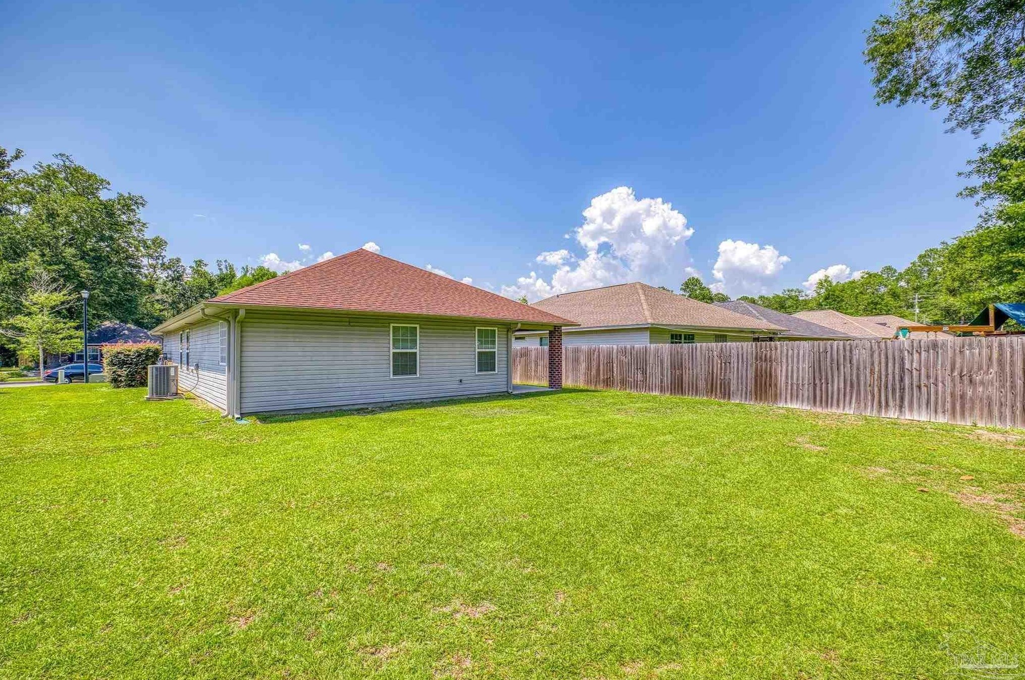 5159 Teresa Dr, Milton FL  32583-6552 exterior