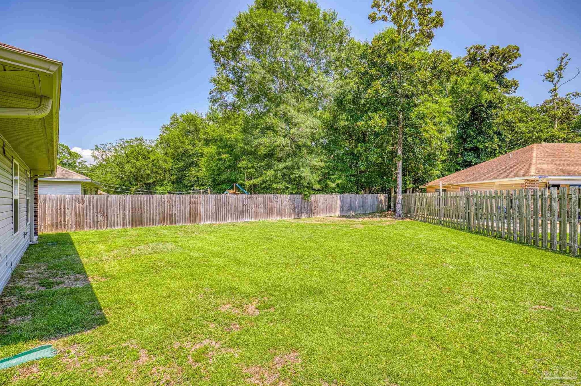 5159 Teresa Dr, Milton FL  32583-6552 exterior