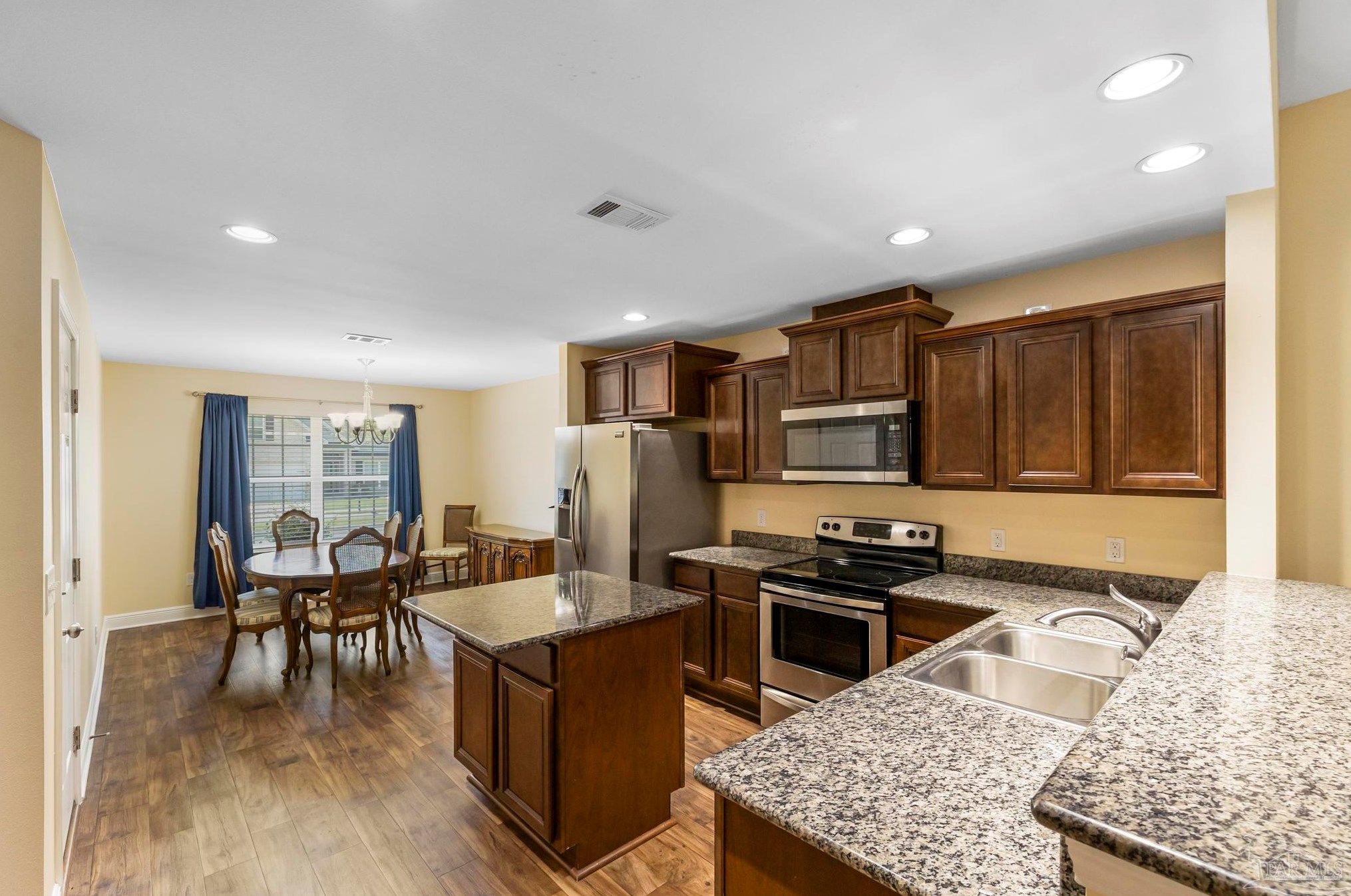 5159 Teresa Dr, Milton FL  32583-6552 exterior