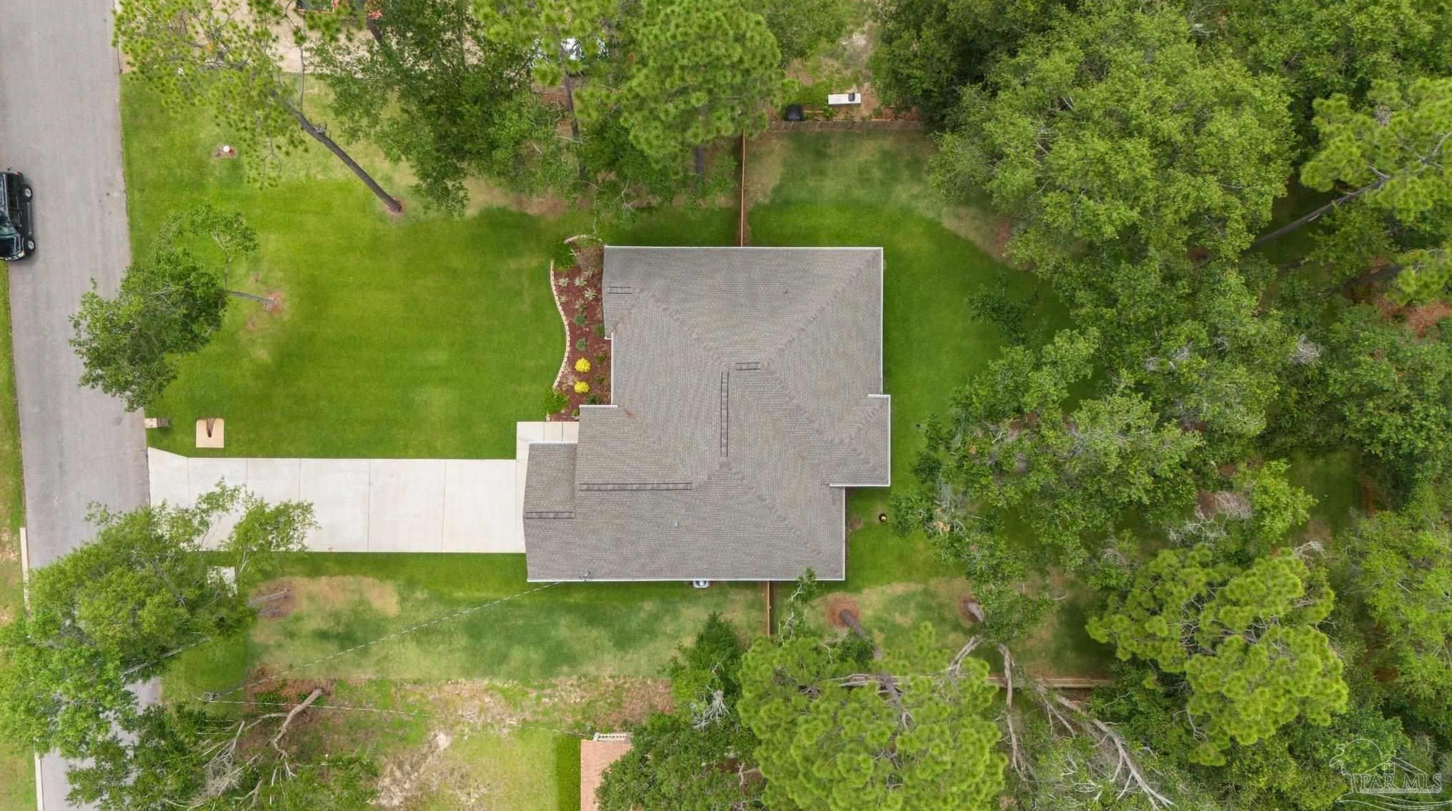 5460 Rowe Trl, Milton FL  32571-9557 exterior