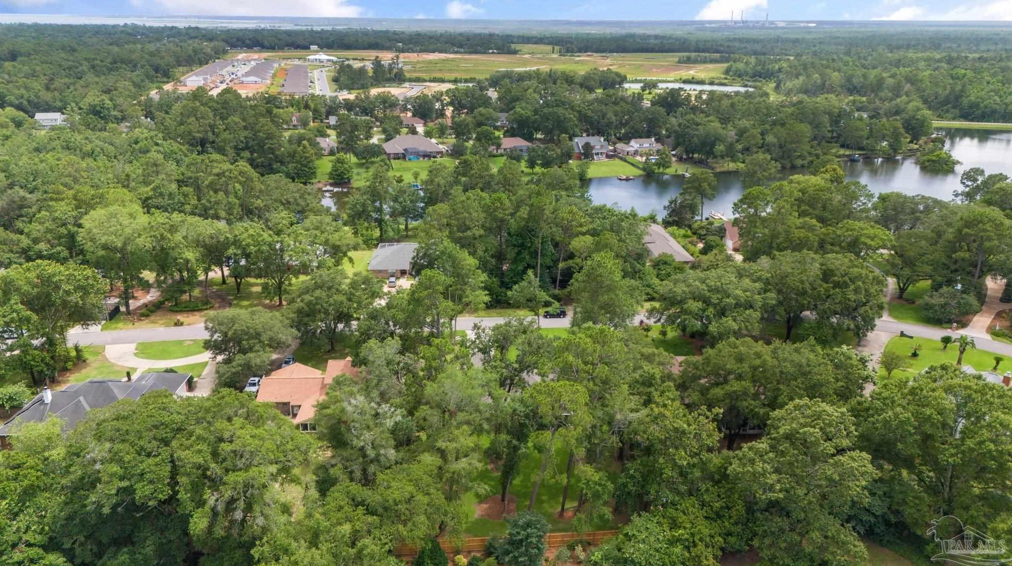 5460 Rowe Trl, Milton FL  32571-9557 exterior