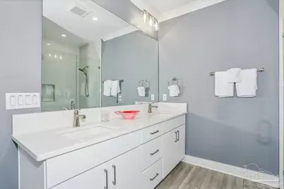 7307 Gulf Blvd, Navarre Beach, FL 32566 - Photo 31