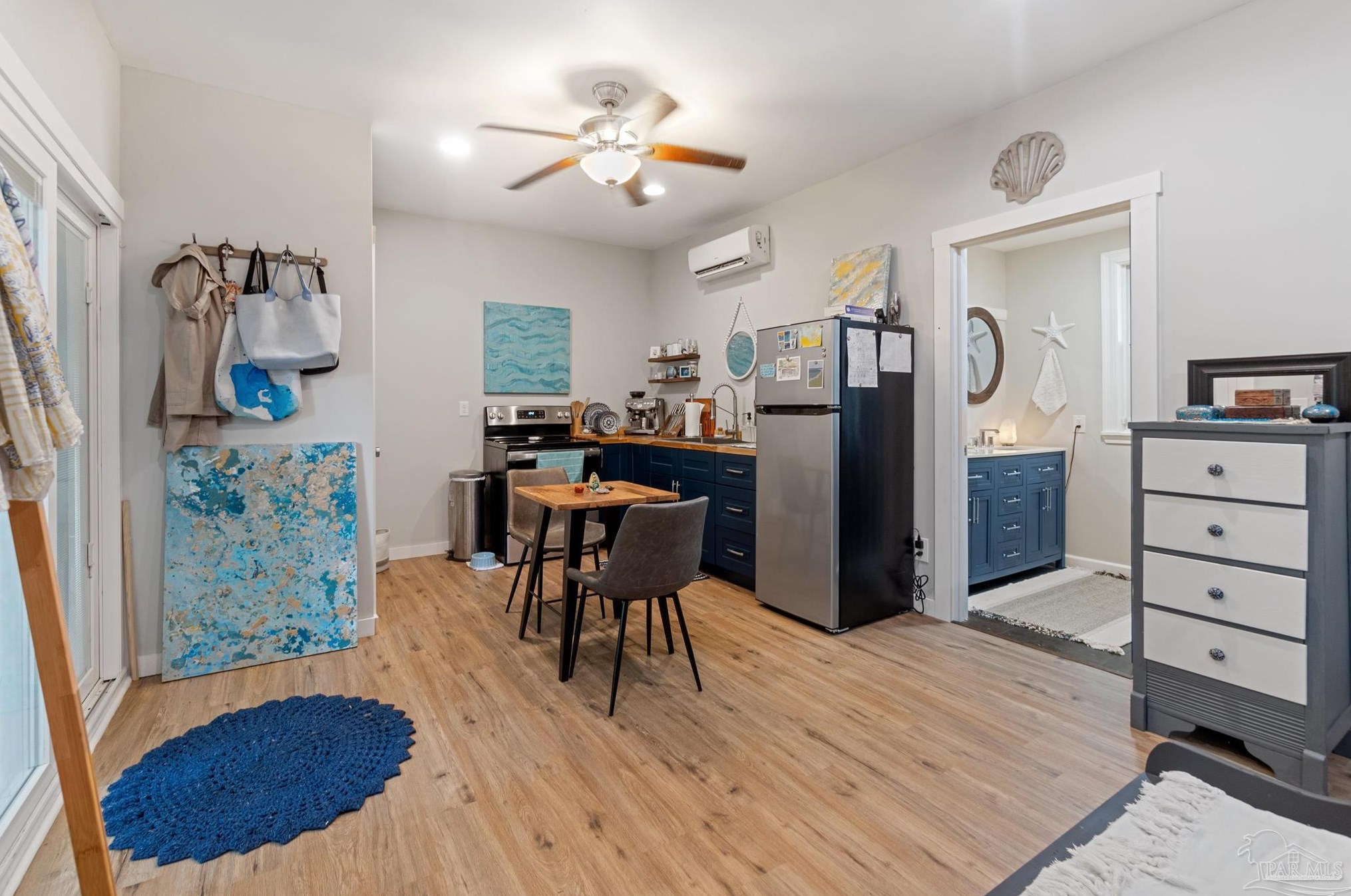 1020 Brainerd St, Pensacola FL  32501-2523 exterior