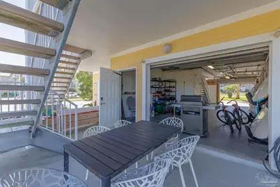 518 Ft Pickens Rd, Pensacola Beach, FL 32561 - Photo 9