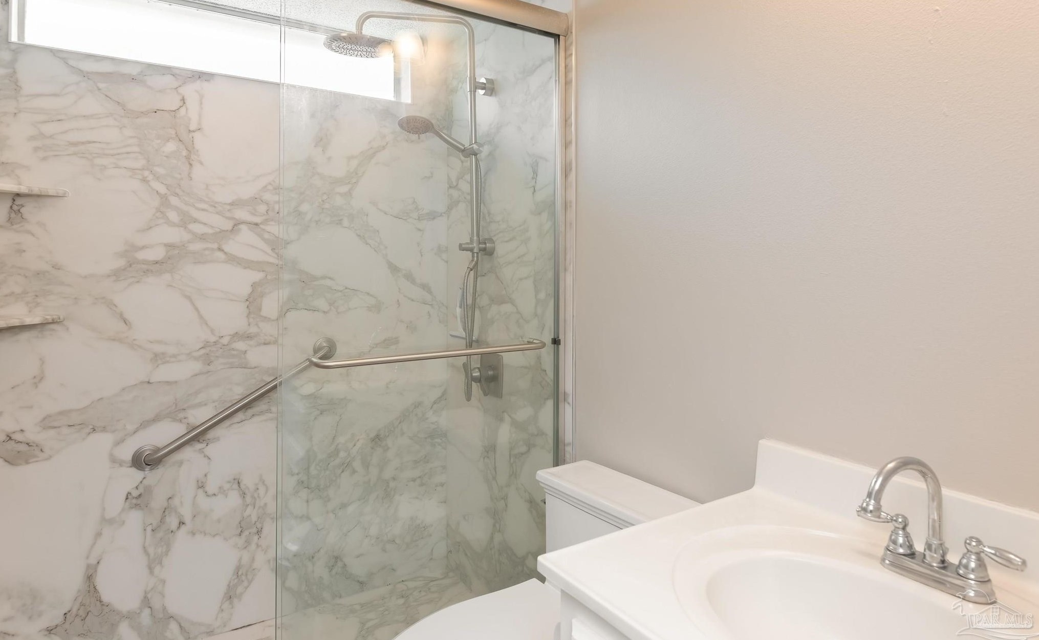 1048 Chandelle Lake Dr, Pensacola FL  32507-8124 exterior