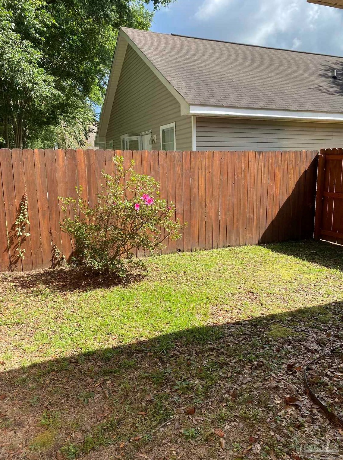 5859 Last Big Tree Ln, Pensacola FL  32505-2235 exterior