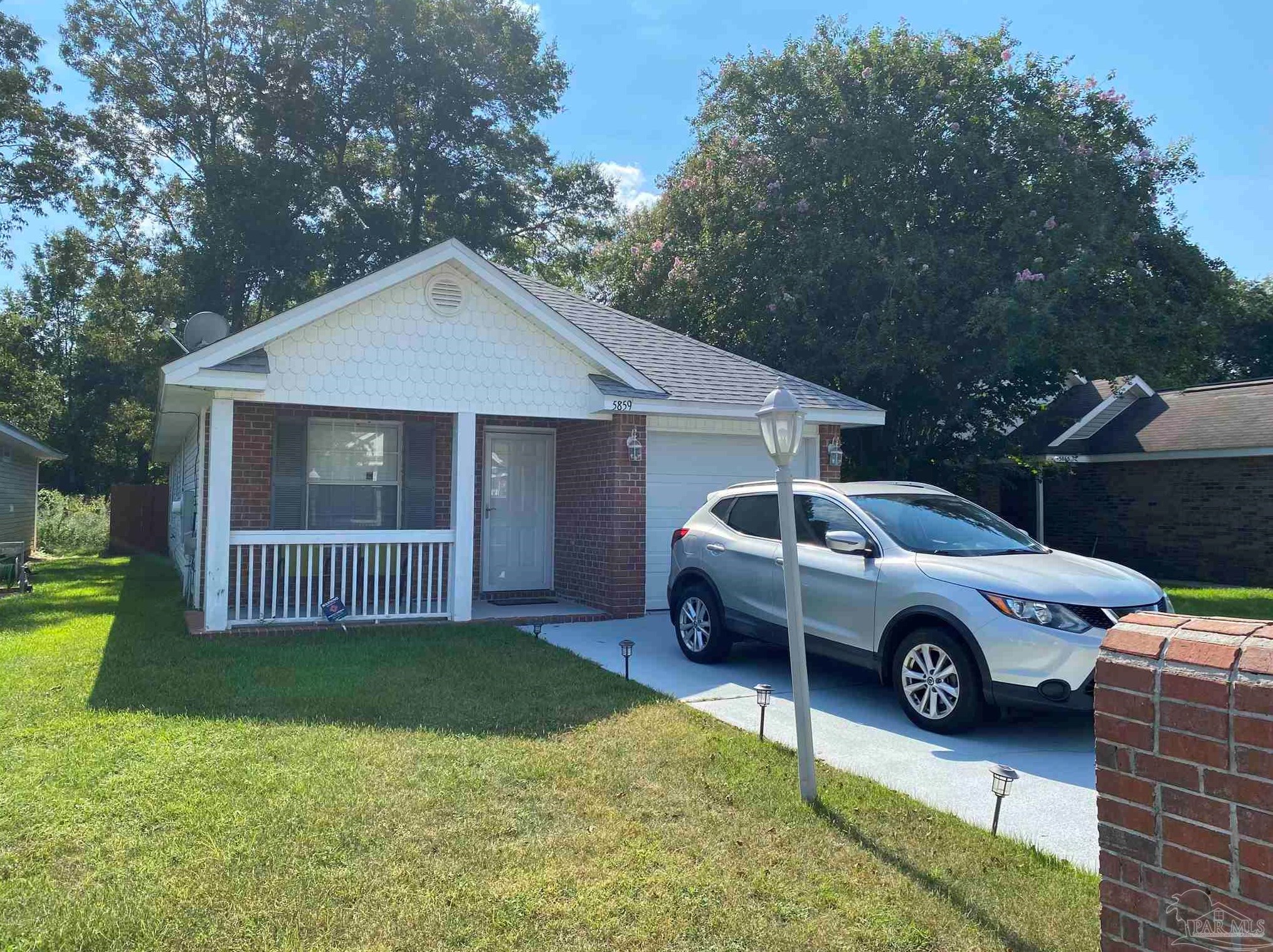 5859 Last Big Tree Ln, Pensacola FL  32505-2235 exterior