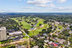 615 Bayshore Dr, Pensacola, FL 32507 - Photo 39