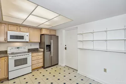 615 Bayshore Dr, Pensacola, FL 32507 - Photo 11