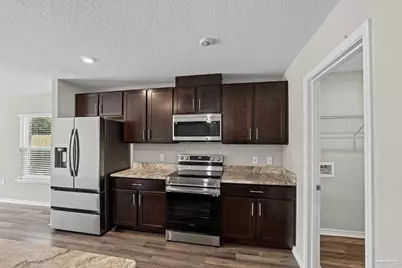 2767 Savannah Michelle Ln, Pensacola, FL 32534 - Photo 3
