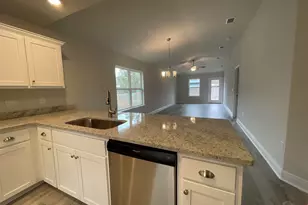 1070 Brimwood Cir, Cantonment, FL 32533 - Photo 3