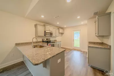 1074 Brimwood Cir #9A, Cantonment, FL 32533 - Photo 5