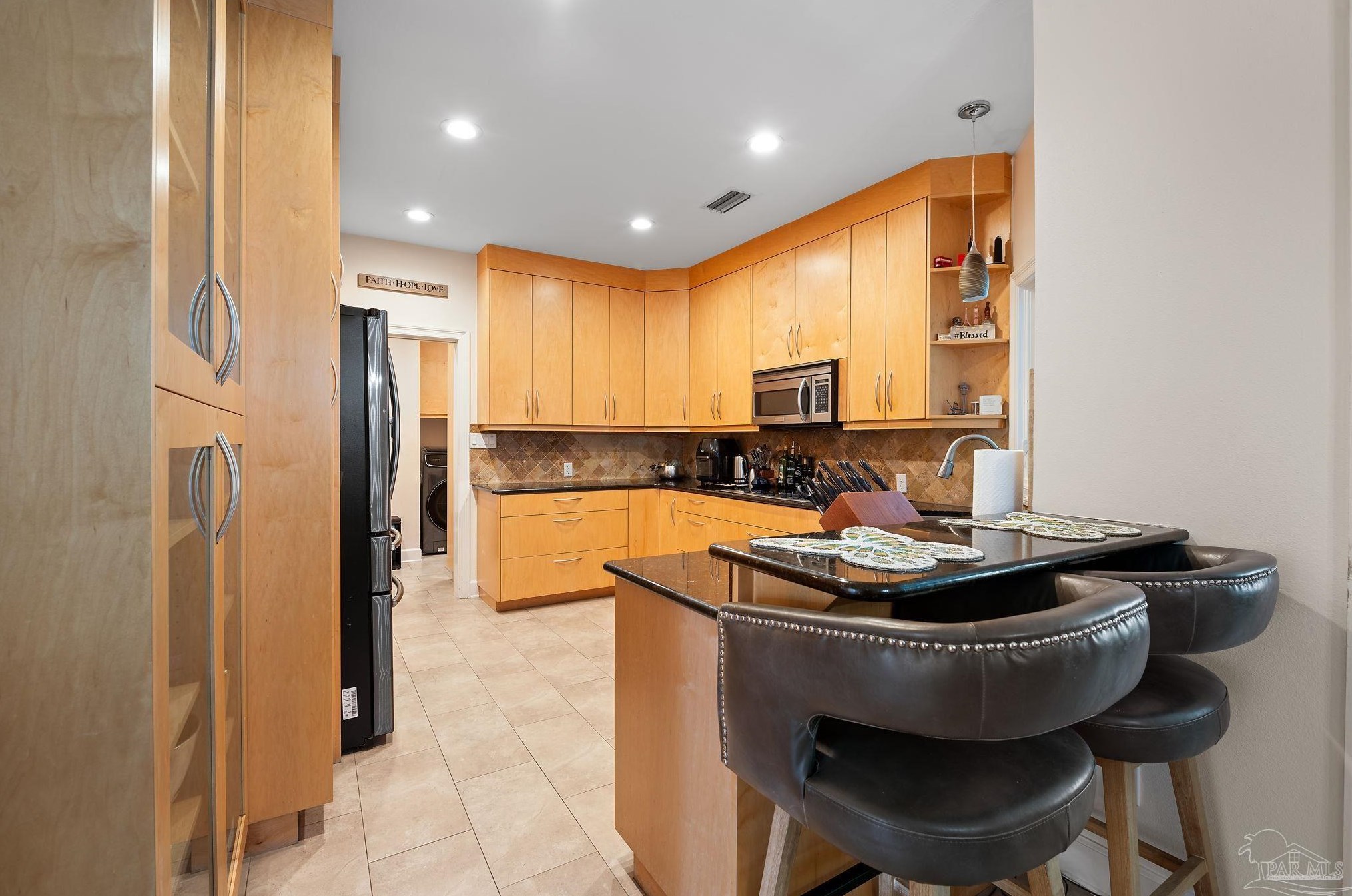 4558 Bohemia Pl, Pensacola FL  32504-8523 exterior