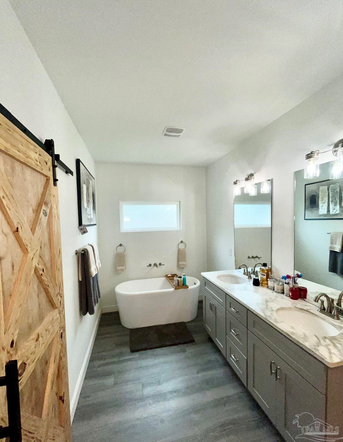 1315 Scott St, Pensacola FL 32503-1237 exterior