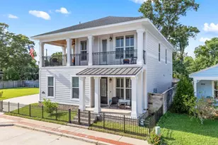 522 W Belmont St, Pensacola, FL 32501 - Photo 1