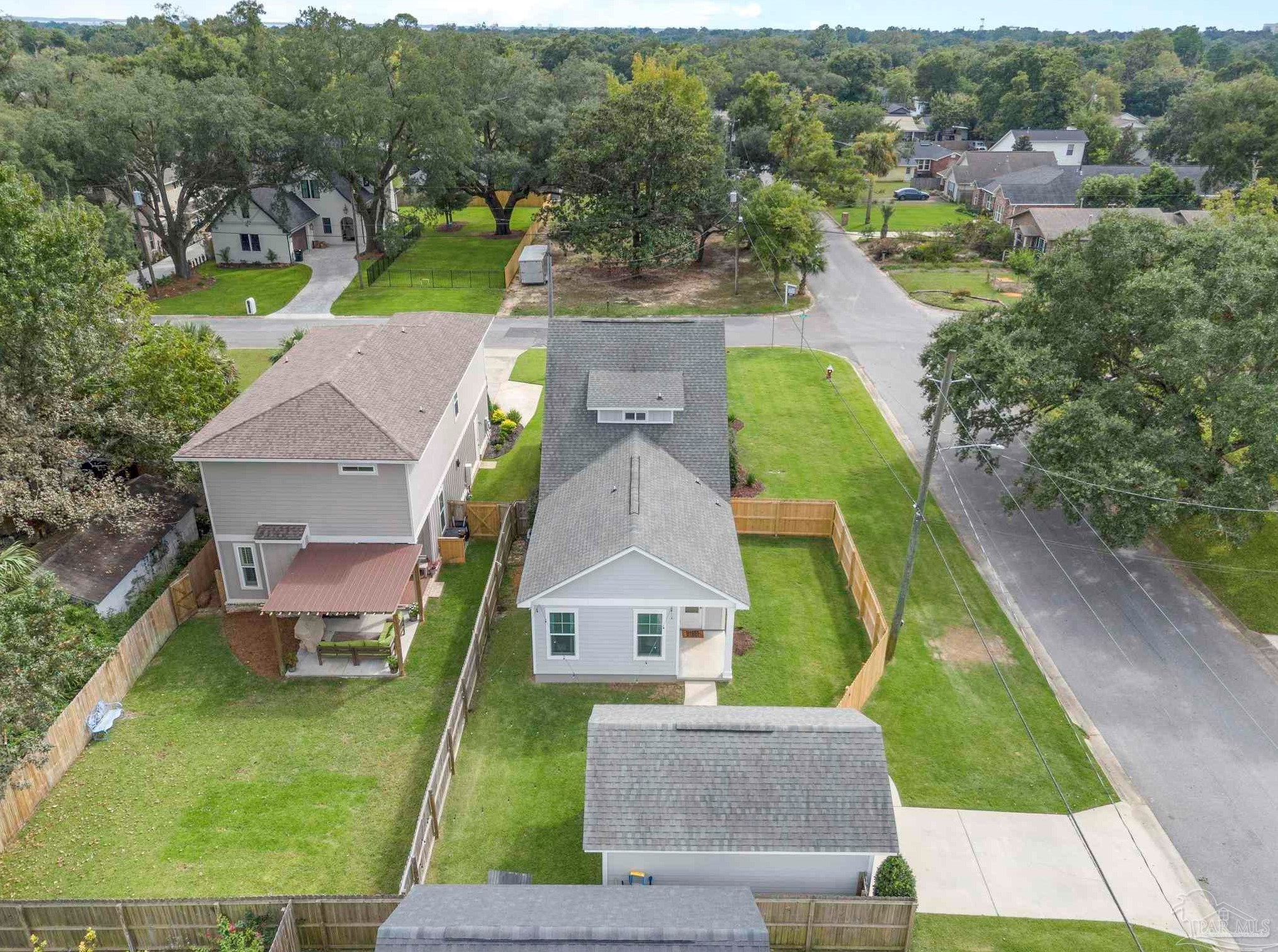 1600 Scott St, Pensacola FL 32501-1237 exterior