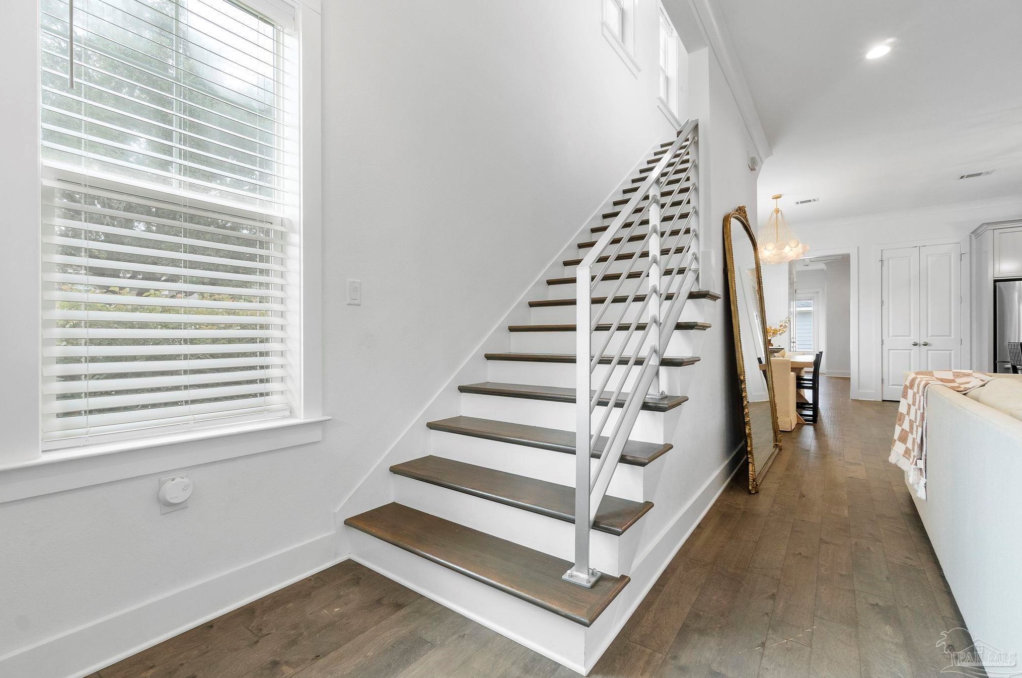 1600 Scott St, Pensacola FL 32501-1237 exterior