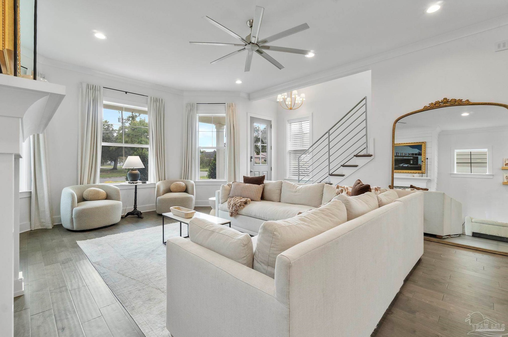 1600 Scott St, Pensacola FL 32501-1237 exterior