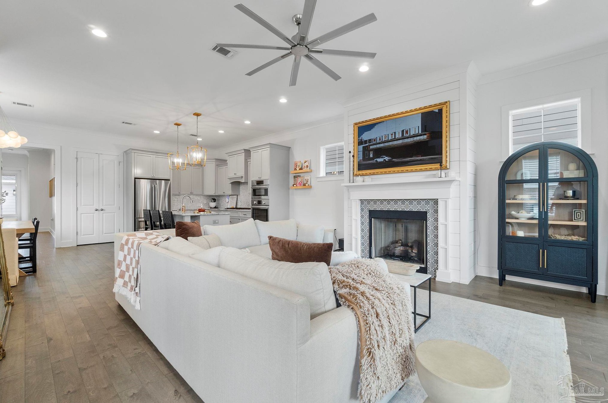 1600 Scott St, Pensacola FL 32501-1237 exterior