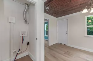 211 Broadmoor Ln, Pensacola, FL 32507 - Photo 11