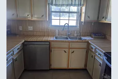 8116 Imperial Dr, Pensacola, FL 32506 - Photo 7