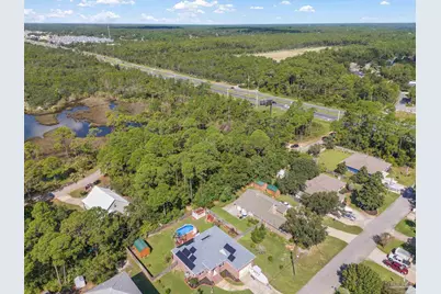 7924 Newport St, Navarre, FL 32566 - Photo 7