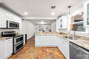 3847 Dunwoody Dr, Pensacola, FL 32503 - Photo 13