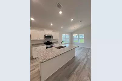 904 Rustling Pine Rd #22B, Cantonment, FL 32533 - Photo 3