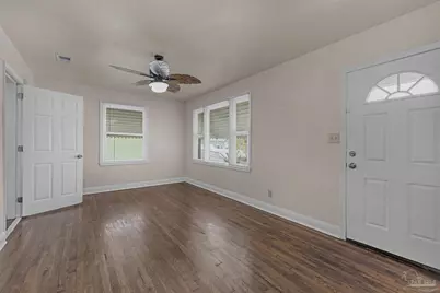 303 SE Gilliland Rd, Pensacola, FL 32507 - Photo 11