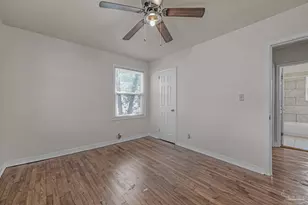 303 SE Gilliland Rd, Pensacola, FL 32507 - Photo 25
