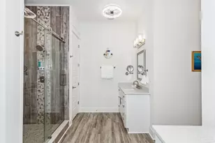 7395 Grand Navarre Blvd, Navarre Beach, FL 32566 - Photo 37