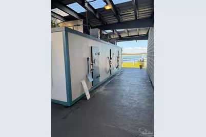 300 Pensacola Beach Rd #17, Gulf Breeze, FL 32561 - Photo 3